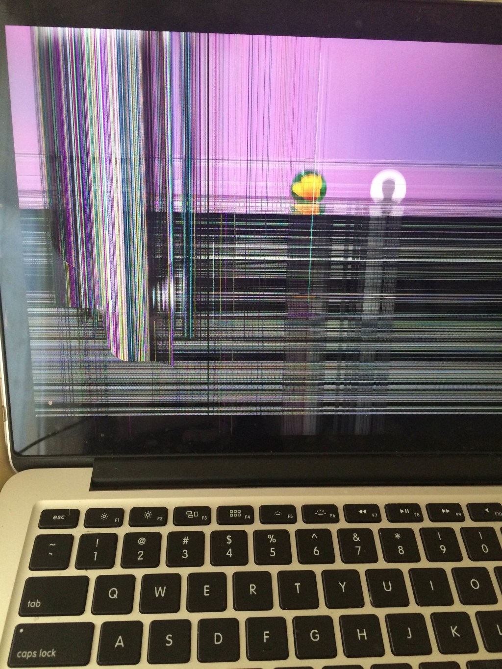 맥북 화면 교체: 수리 전 꼭 알아야 할&nbsp;것들