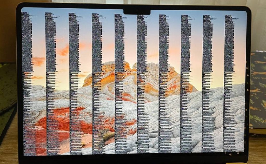 MacBook Display Artifacting and Glitching — What’s Really Going&nbsp;On?
