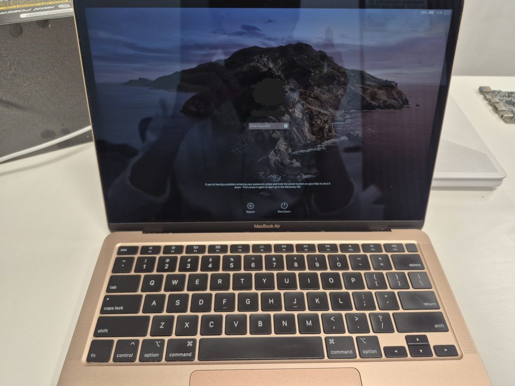 macbook air a2179 powered on