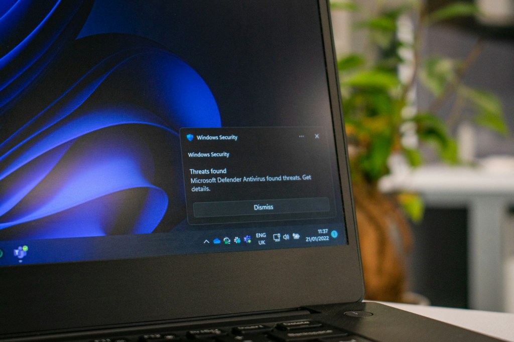 Windows defender popup warning of malware in the system